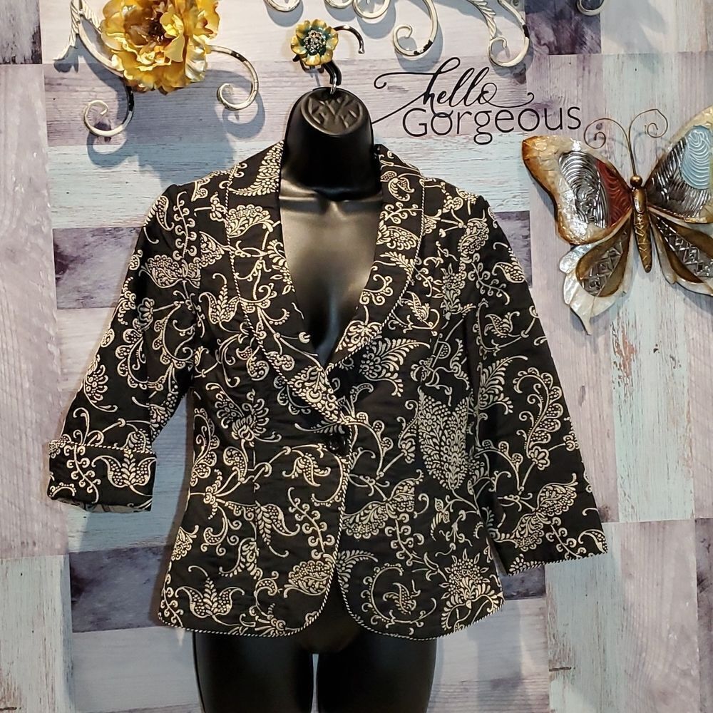 CAbi Sz 4 Black Floral Eliza Tapestry Brocade 1-Button Blazer Careerwear